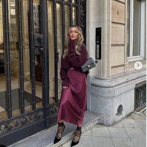 Zara satin effect skirt burgundy size xl